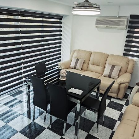 Vivienda Turistica Salazar Apartment Granada Bagian luar foto